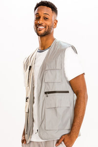 Men's White Cargo Pocket Sleeveless Vest