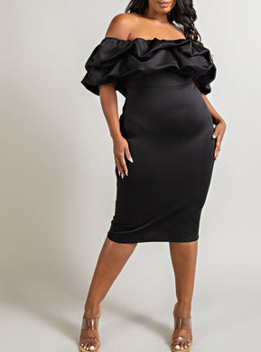Plus Size Black Off Shoulder Ruffled Short Sleeve Midi Dress