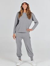 Load image into Gallery viewer, Winter Knit Brown Cargo Jogger Sweatsuit Long Sleeve Top &amp; Pants Set