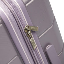 Load image into Gallery viewer, Travel Chic 20 Inch Carry On Purple Spinner Suitcase