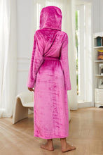 Load image into Gallery viewer, Rose Warm Plus Fleece Long Sleeve Robe