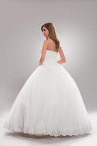 Sweetheart White Tulle Strapless Wedding Dress