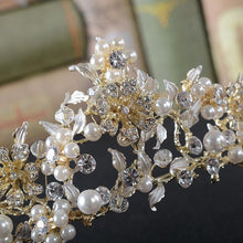 Load image into Gallery viewer, Vintage Gold Flower Bead Tiara Crown
