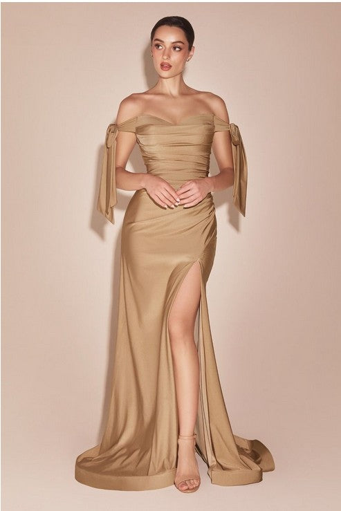 Luxury Golden Stretch Jersey Sweetheart Gown