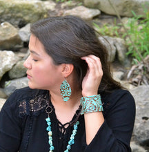 Load image into Gallery viewer, Leather Oval Earrings Cowboy Turquoise