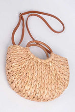 Load image into Gallery viewer, Straw Weaved Swing Clutch Bag