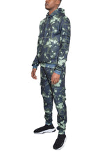 Load image into Gallery viewer, Men&#39;s Gray Long Sleeve Camo Hoodie Sweatsuit Set