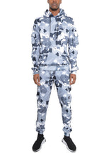 Load image into Gallery viewer, Men&#39;s Gray Long Sleeve Camo Hoodie Sweatsuit Set