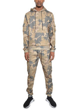 Load image into Gallery viewer, Men&#39;s Gray Long Sleeve Camo Hoodie Sweatsuit Set