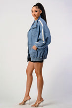 Load image into Gallery viewer, Casual Loose Fit Denim Stripe Jacket