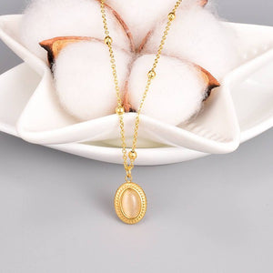 Oval Cat's Eye Necklace