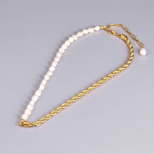 Load image into Gallery viewer, Freshwater Pearl and Chain Necklace