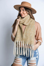 Load image into Gallery viewer, CLASSIC WINTER SCARF