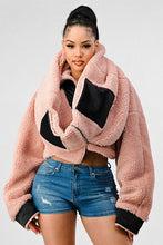 Load image into Gallery viewer, Athina Blush Oversized Sherpa with Contrast Jacket