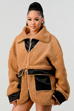 Load image into Gallery viewer, Athina Blush Oversized Sherpa with Contrast Jacket