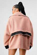 Load image into Gallery viewer, Athina Blush Oversized Sherpa with Contrast Jacket