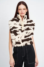 Load image into Gallery viewer, Soft Faux Fur Sleeveless Cow Print Vest