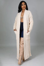 Load image into Gallery viewer, Winter Style Cream Cable Knit Long Sleeve Maxi Cardigan