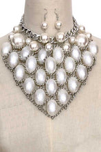 Load image into Gallery viewer, Faux Pearl Statement Chain Accent Necklace Set