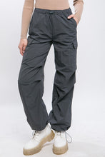 Load image into Gallery viewer, Loose Fit Khaki Parachute Cargo Pants