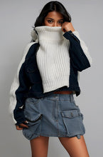 Load image into Gallery viewer, Knit Multi White-Blue Fabric Sweater