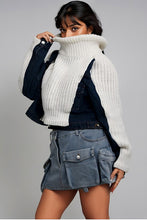 Load image into Gallery viewer, Knit Multi White-Blue Fabric Sweater