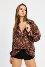 Load image into Gallery viewer, Animal Print Oversized Shirt