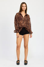 Load image into Gallery viewer, Animal Print Oversized Shirt