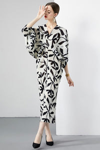 Black & White Leaf Printed Batwing Sleeve Maxi Dress