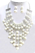 Load image into Gallery viewer, Mix Pearl Clear Beads Drop Statement Necklace Set