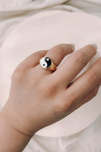 Load image into Gallery viewer, Yin and Yang Adjustable Ring