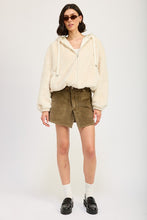 Load image into Gallery viewer, FUZZY Cream HOODED JACKET