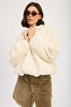 Load image into Gallery viewer, FUZZY Cream HOODED JACKET