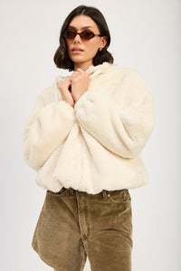 FUZZY Cream HOODED JACKET