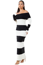 Load image into Gallery viewer, Long Fashion Black-White Maxi Knit Dress