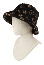 Load image into Gallery viewer, Geometric Pattern Fur Bucket Hat