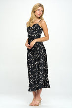 Load image into Gallery viewer, Satin floral maxi dress