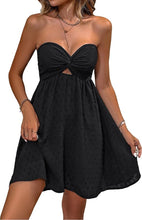 Load image into Gallery viewer, Sweetheart Black Pleated Ruffled Strapless Mini Dress