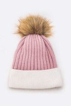 Load image into Gallery viewer, Raccoon Fur PomPom 2 Tone Beanie