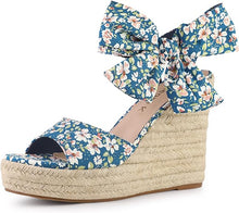 Load image into Gallery viewer, Platform Floral Daisy Blue Wedge Sandals