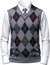 Load image into Gallery viewer, Men&#39;s British Style Light Grey V Neck Sleeveless Sweater Vest
