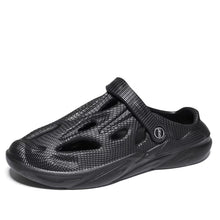 Load image into Gallery viewer, Black Men&#39;s Closed Toe Beach Slide Sandals