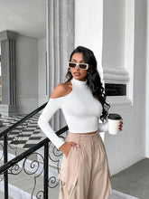 Load image into Gallery viewer, Knit White Cut Out Long Sleeve Crop Top