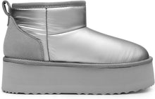 Load image into Gallery viewer, Metallic Silver Platform Fur Snow Ankle Boots