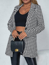 Load image into Gallery viewer, Houndstooth Black &amp; White Checkered Long Sleeve Blazer
