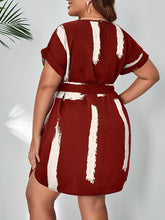 Load image into Gallery viewer, Plus Size Red Abstract Short Sleeve Belted Dress