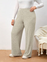 Load image into Gallery viewer, Plus Size Green Elastic Ribbed Hgh Waist Pants