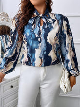 Load image into Gallery viewer, Plus Size Blue Marble Print Tie Front Blouse