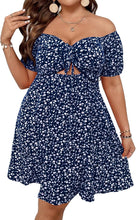 Load image into Gallery viewer, Plus Size Sweetheart Floral Short Sleeve Dress