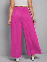 Load image into Gallery viewer, Plus Size Black Pleated Wide Leg Palazzo Pants